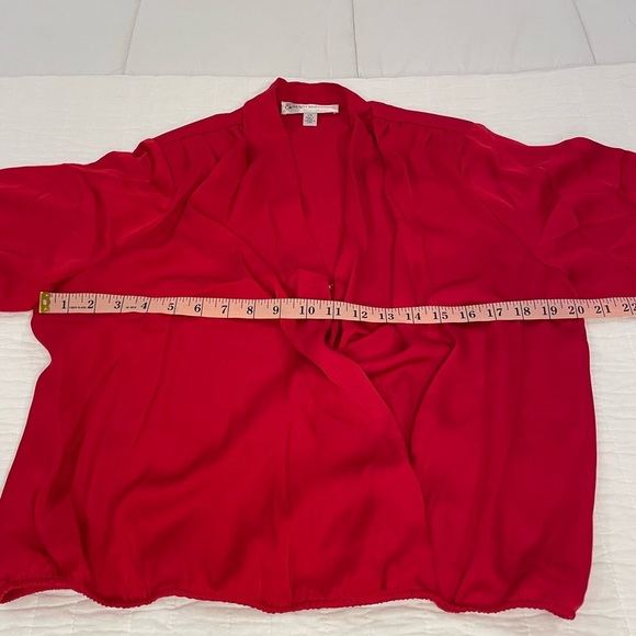 Catherine Malandrino Size Large silky blouse. - Picture 5 of 12